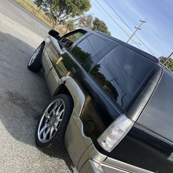 2000 Cadillac Escalade