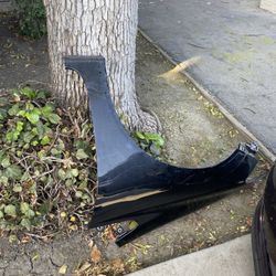 Honda Civic Driver Side Fender -Dented