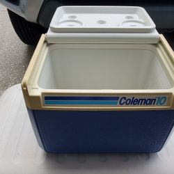 Coleman Cooler/lunchbox