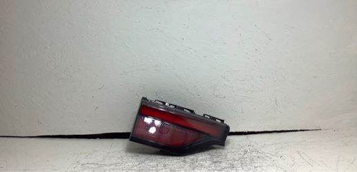 2022-2025 Jeep Wagoneer left LED tail light (1CC)