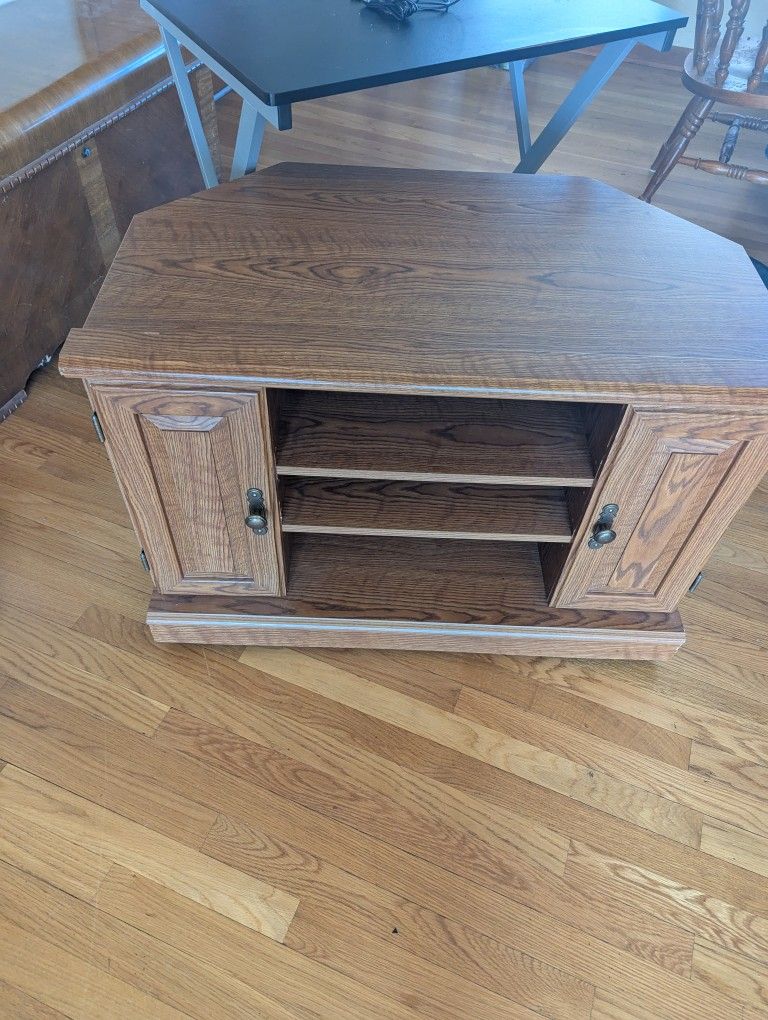 Tv Stand On Rollers