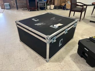 Rolling Large Heavy-Duty Road Case / ATA Flight Case – Removable Wheels - $275