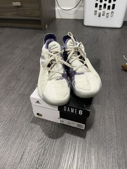 Dame 6 Basketball Shoes