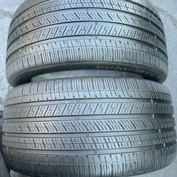 Tengo un par de llantas en muy buenas condiciones marca michelin Pilot Sport AS3 275 40 R20 instalación y balanceó por el mismo precio 