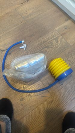 WHITE EXERCISE BALL WITH PUMP