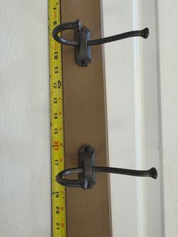 Towel rack
