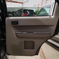 2008 To 2012 Ford Escape Right Rear Door 