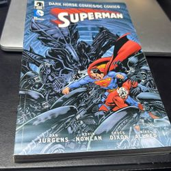 Superman- Dark Horse/ DC Comics
