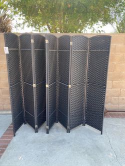 Room divider