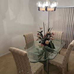 Glass Dining Room Table +6 Chairs