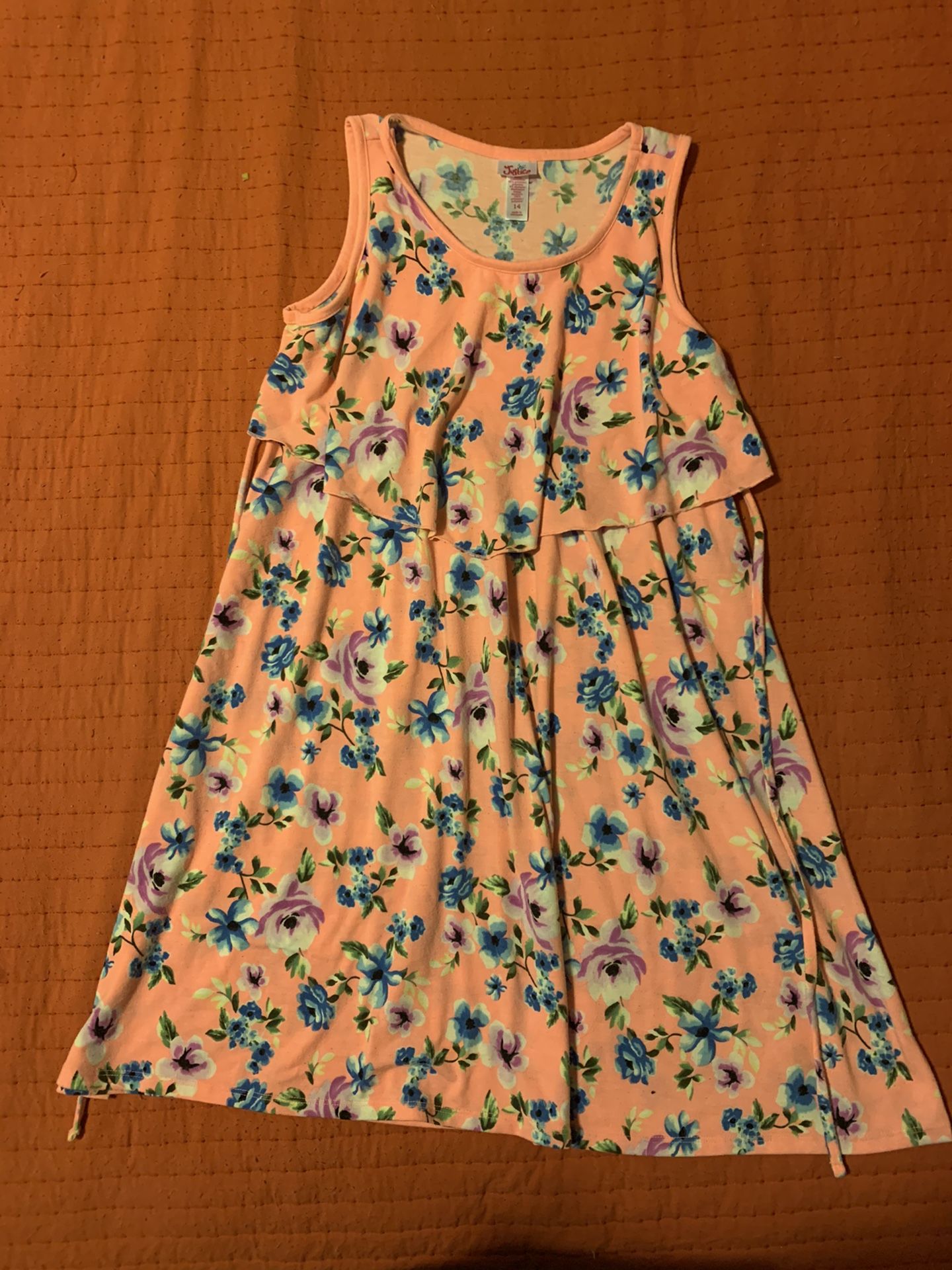 Dress with flowers