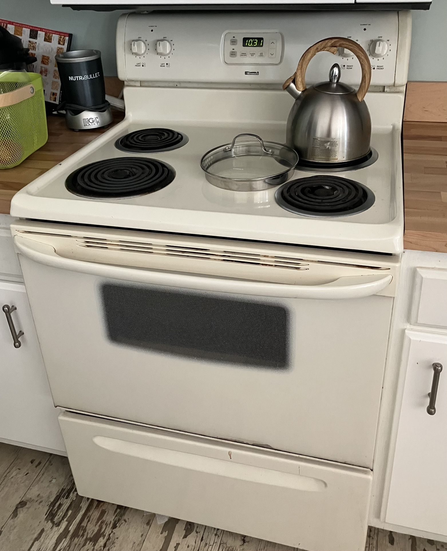 Kenmore Electric Stove (Used) Off-White)