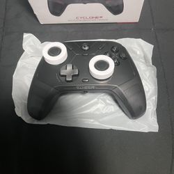 Gamesir Cyclone 2 Wireless Controller