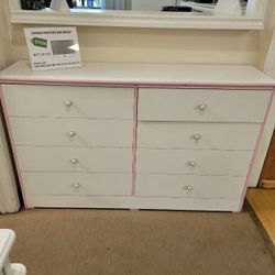 Cw 8 Drawers Color White / Pink