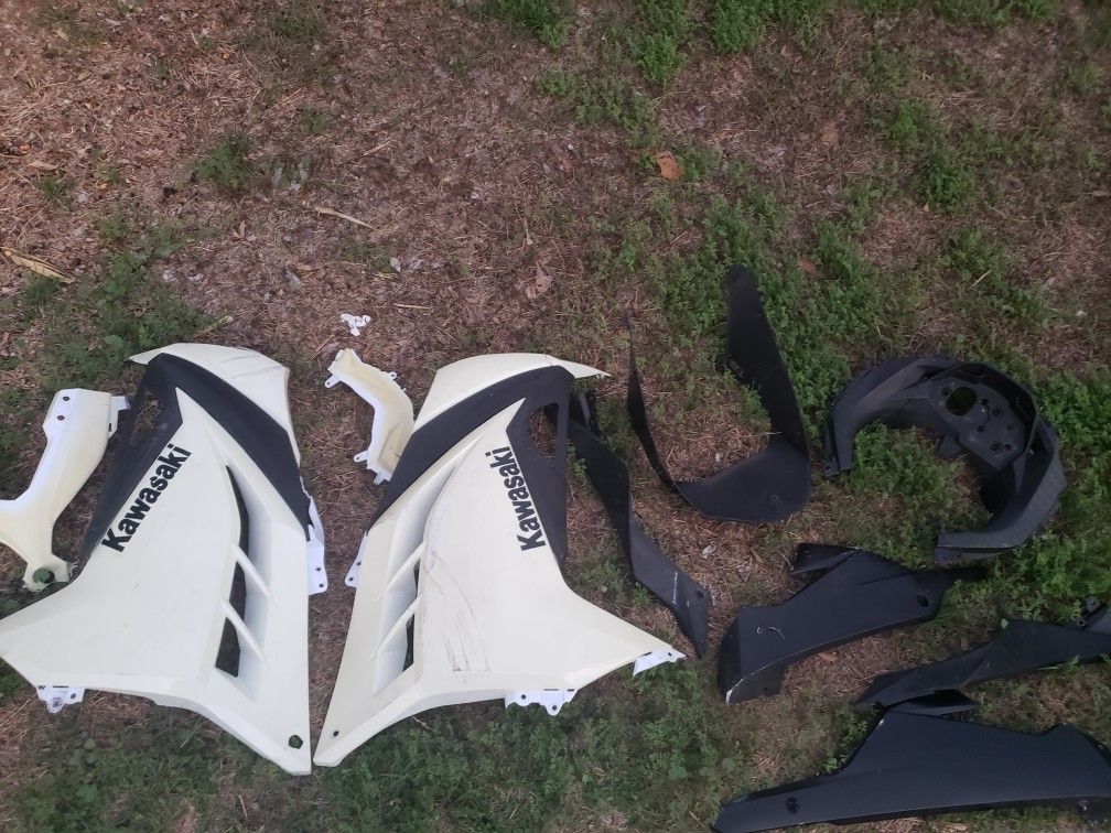 Used Ninja 300 Fairings