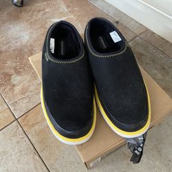 Cole Haan Mens Sheepskin Slippers NEW Size 9