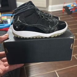 Jordan 11 Retro (td) Size 9c 