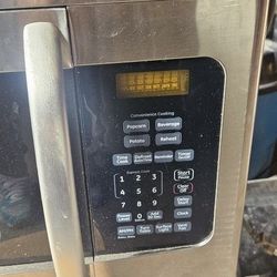 Under Cabinet Microwave