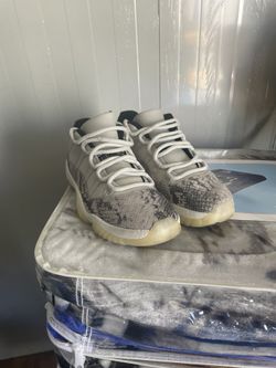 Jordan 11s