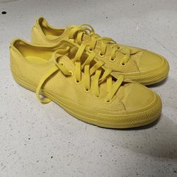Converse All Yellow