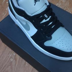 New Air Jordan low retro smoke grey men size 10