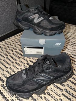 New Balance 9060 Triple Black