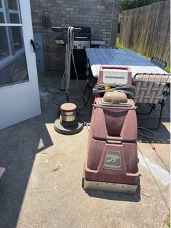 Carpet machine and buffer