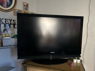 Samsung Flat Screen TV