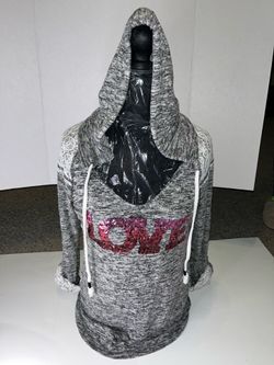 Women’s Gray Long Sleeve Hoodie Size M $22 OBO