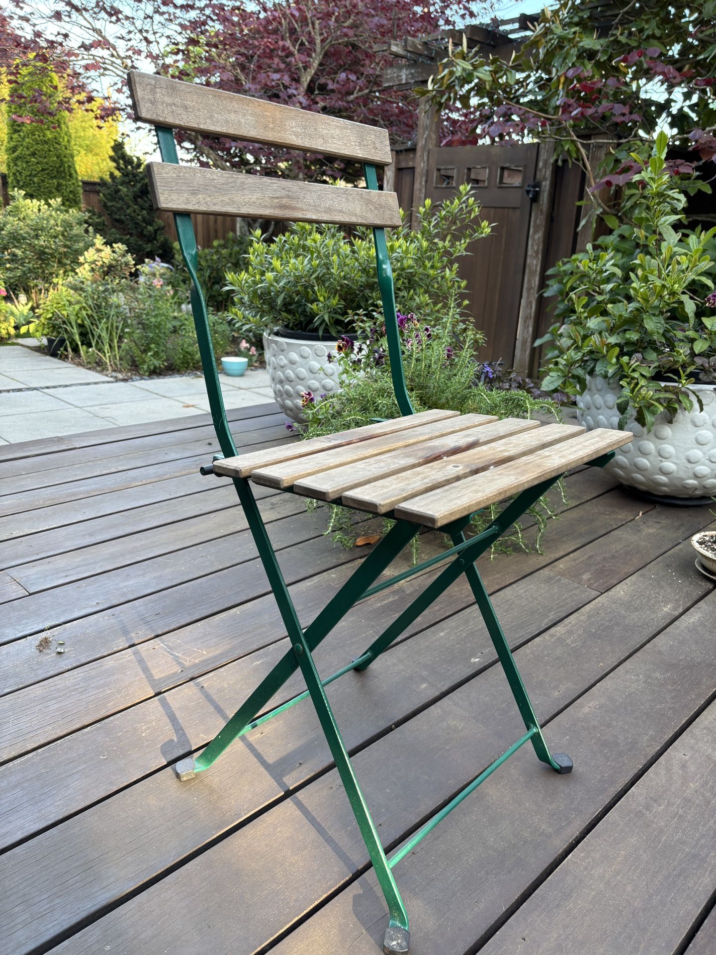 Folding Chairs -9 Available
