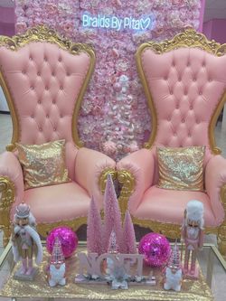 1 Pink and Gold throne Chair
