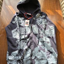 Asaali Hoodie Size M