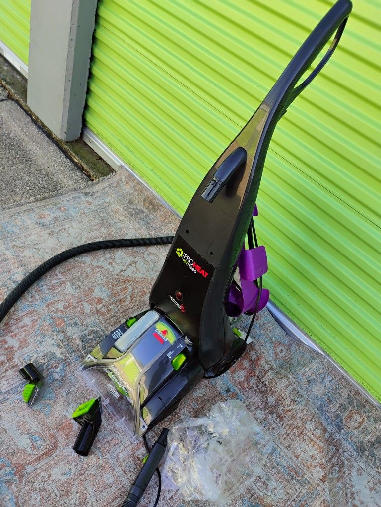 Bissell Proheat Pet Turbo Carpet Cleaner 1799v / New Without Box
