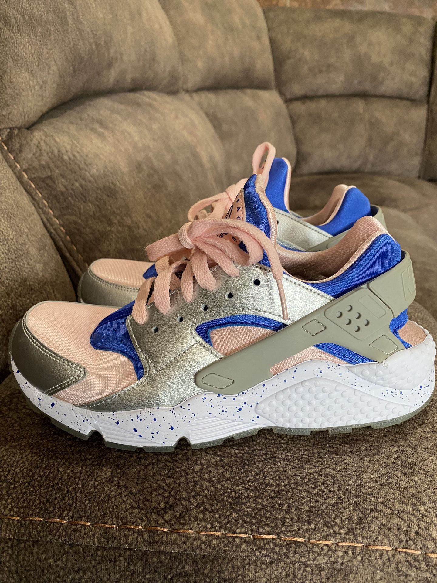 Nike shoes size 8 for women’s is more like a 71/2