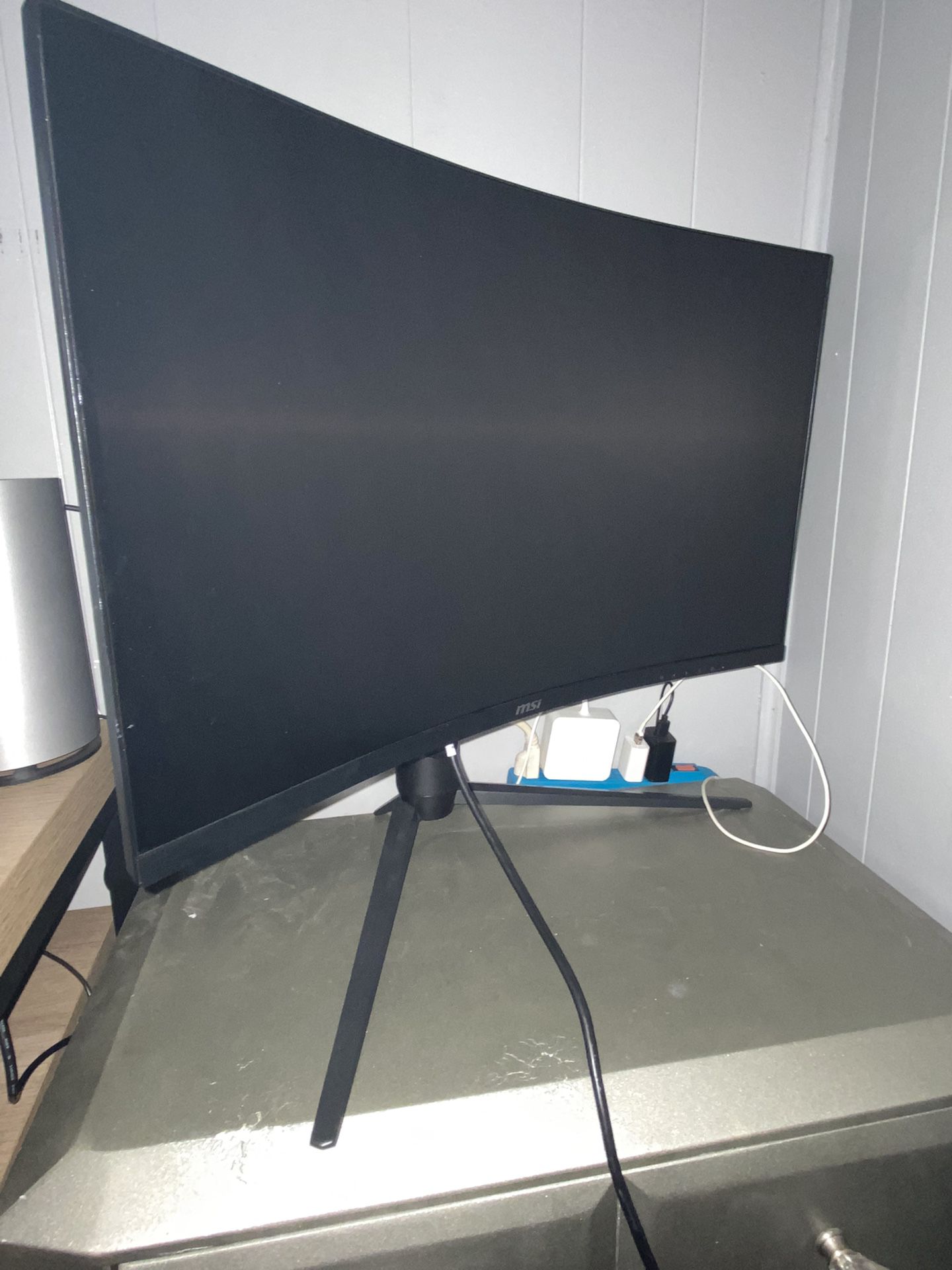 Msi curved Monitor 27” 120 hz