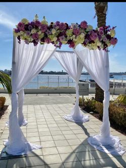 Wedding canopy !! R€N