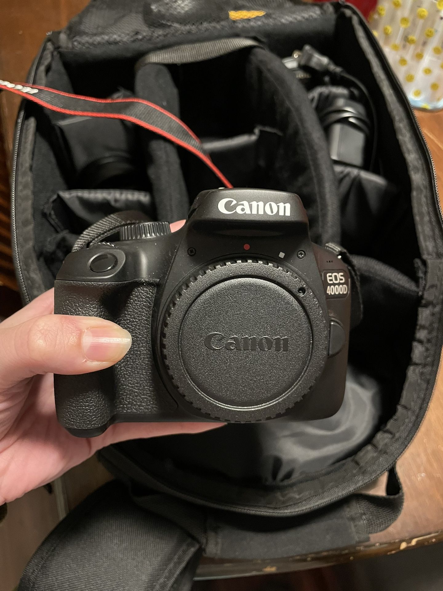 Canon 4000 D