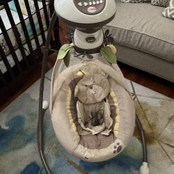 Electric Baby swing chair - Everything Works- $80