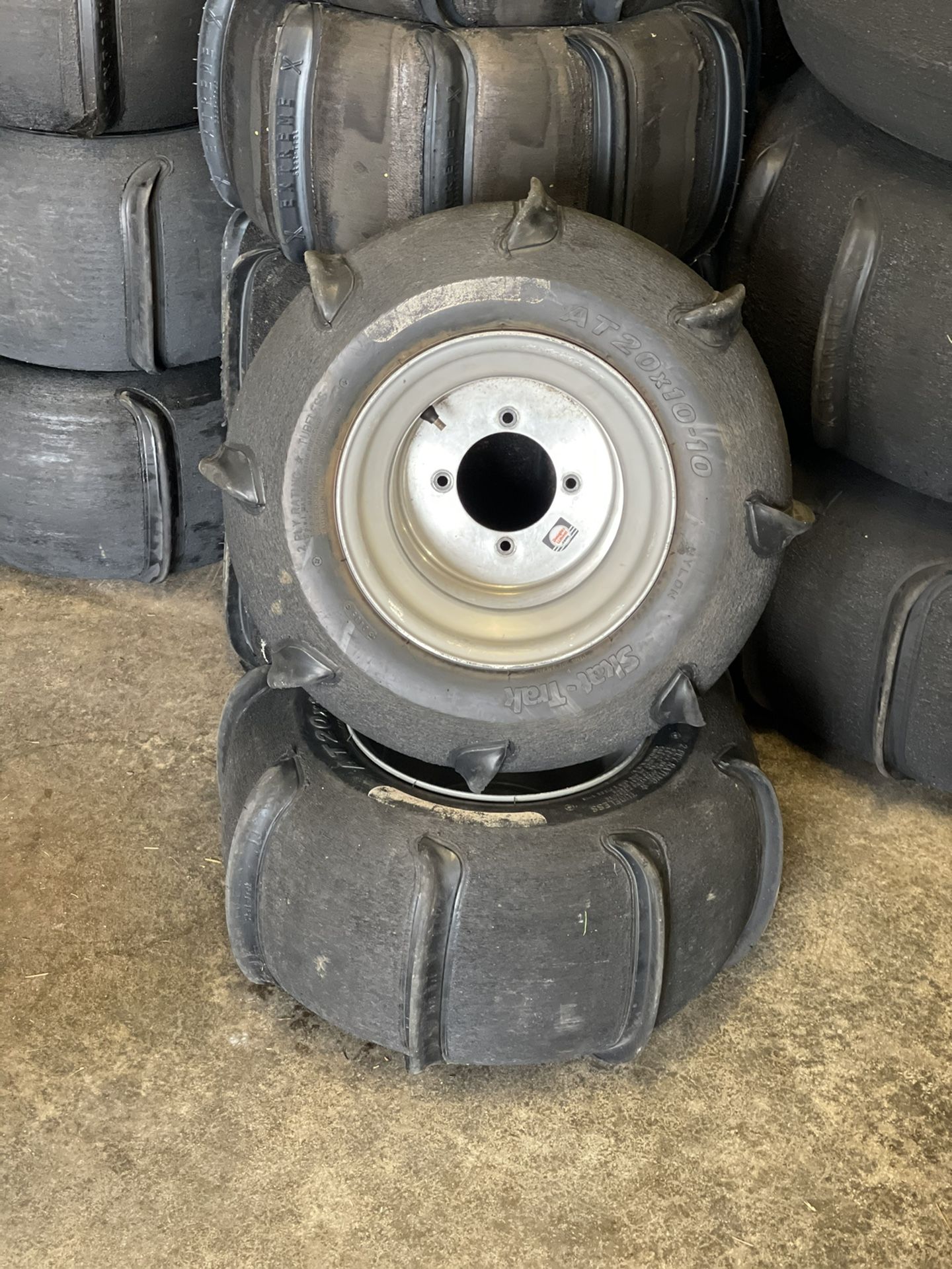 SKAT TRAK EXTREMES SAND TIRES PADDLE TIRES ATV TIRES WHEELS YAMAHA BANSHEE RAPTOR YFZ YFZ450R YFZ450 RAPTOR 700 700R