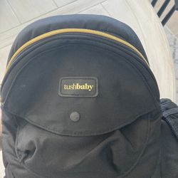 Tushbaby Black/Gold Hip Seat Baby Carrier