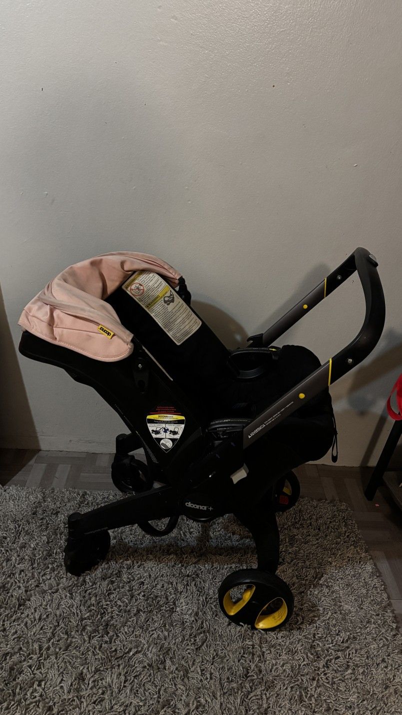 Doona Baby Stroller – Excellent Condition!