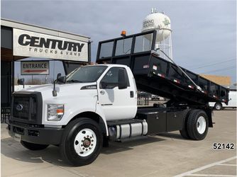 2022 Ford F-750 Diesel