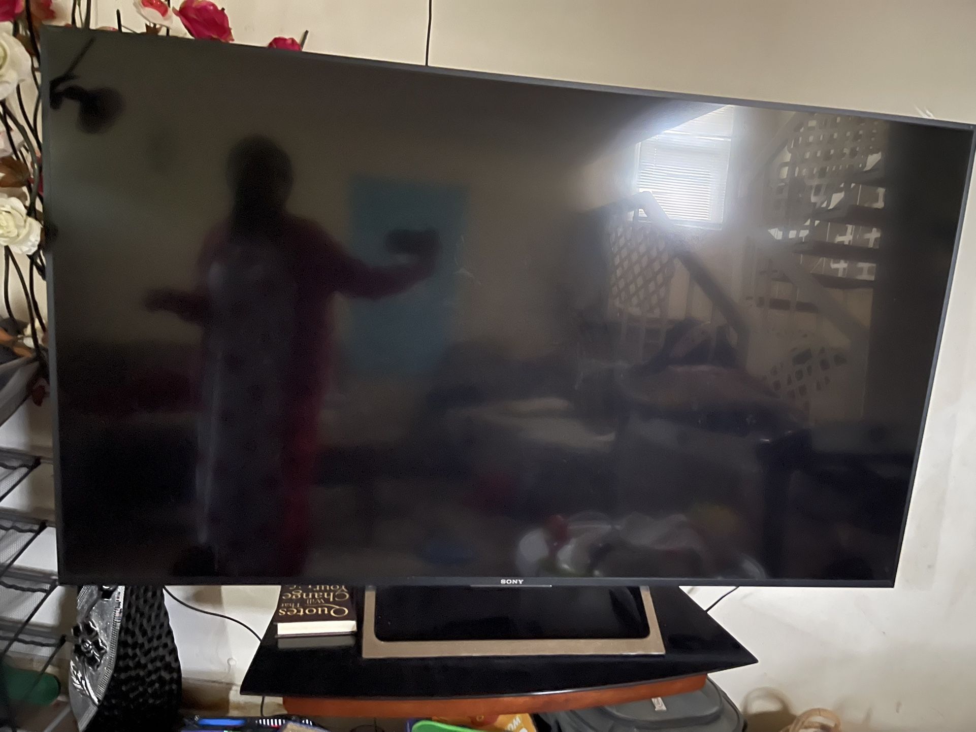 SONY TV 65” WITH NO REMOTE