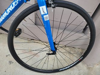 Diamondback hotsell podium 700c