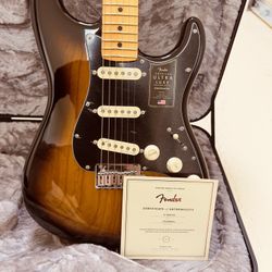 2023 Fender American Ultra Luxe Stratocaster Maple Fingerboard Electric Guitar 2-Color Sunburst