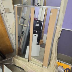Single Piece Mirrors