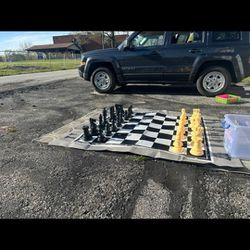 Giant Chess Game 