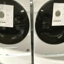 Virtual Appointment Available Open Box Front Loading Washer & DryerSet