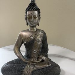 Buddha Statue