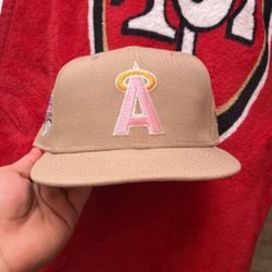 Angels Sandstorm Hat Size 7 5/8